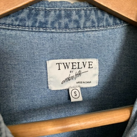 Twelve by On Twelfth Denim Button Down Top - Picture 4 of 10